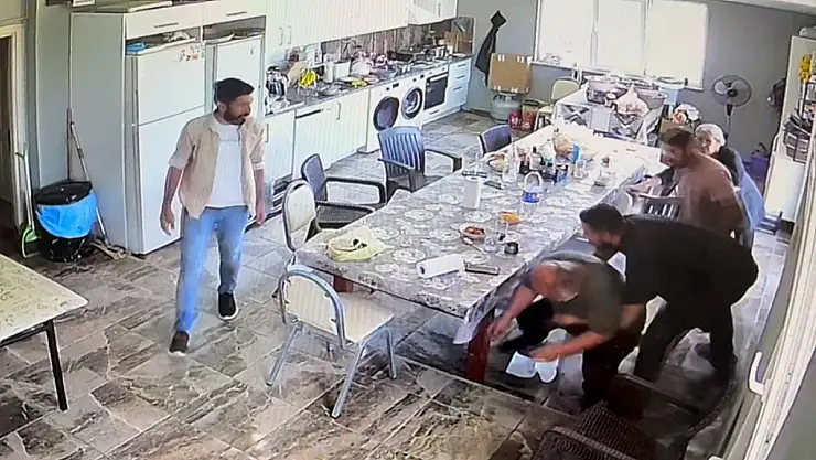 Heimlich manevrasıyla ölümden döndü