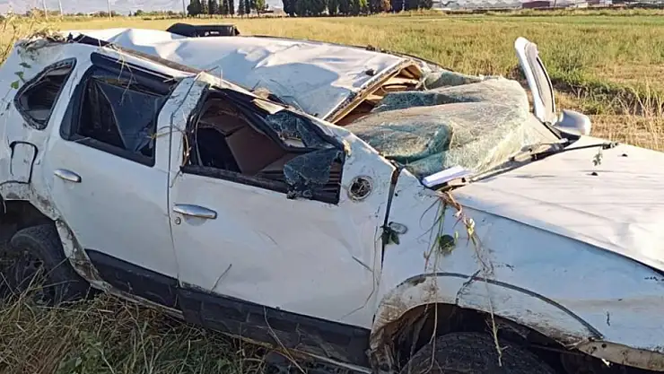 Hurdaya dönen araçtan sağ çıktı