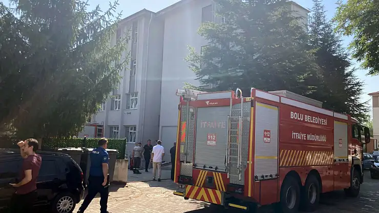 Huzurevinin mutfağında yangın çıktı