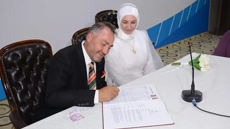 İl Müftüsü, müftülük personelinin nikahını kıydı