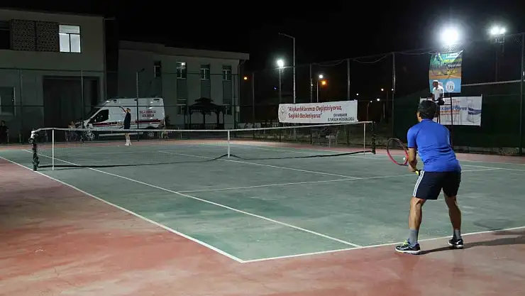 İl Sağlık Müdürlüğü Tenis Turnuvası başladı