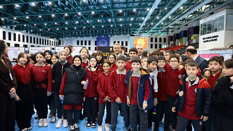 İlkadım'da Bilim Heyecanı! Başkan Kurnaz Öğrencilerle Buluştu