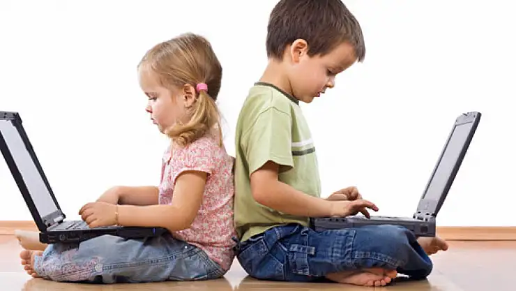 İnternet bağımlılığı geleceğin ciddi tehlikesi olabilir