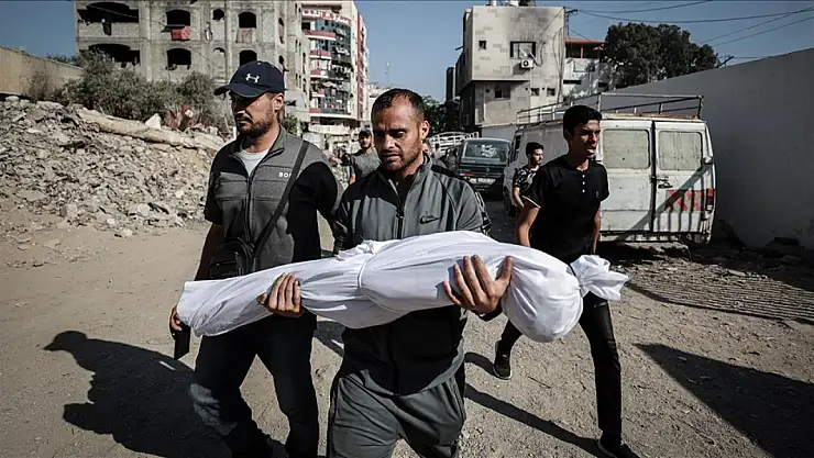 İsrail Gazze'de Sivilleri ve Yardım Noktalarını Hedef Aldı