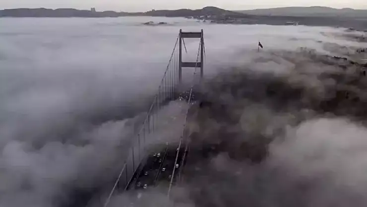 İstanbul'da sis etkili oldu