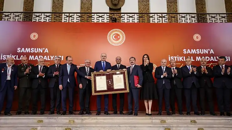 İstiklal Madalyası 101 Yıl Sonra TBMM'de Takdim Edildi