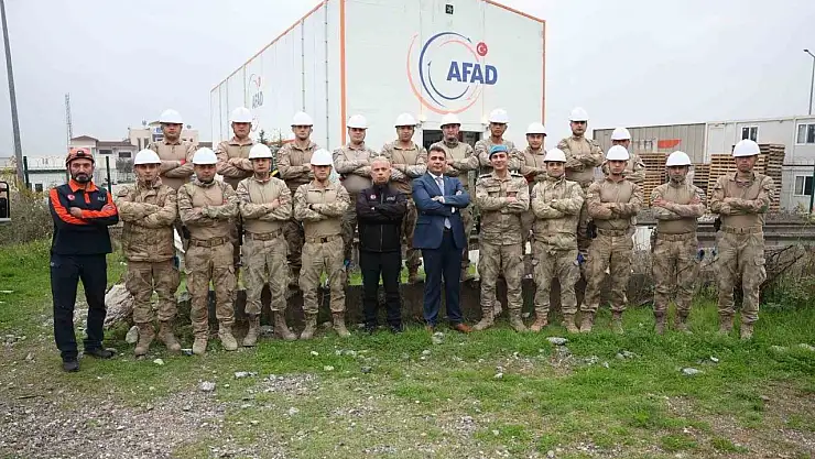 Jandarma komandolar eğitimde