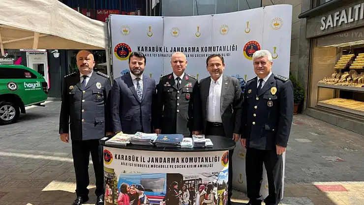 Jandarma Komutanlığı'ndan tanıtım standı