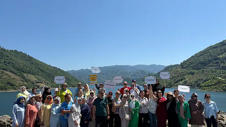 Kadınlara yönelik Ayvacık gezisi düzenledi