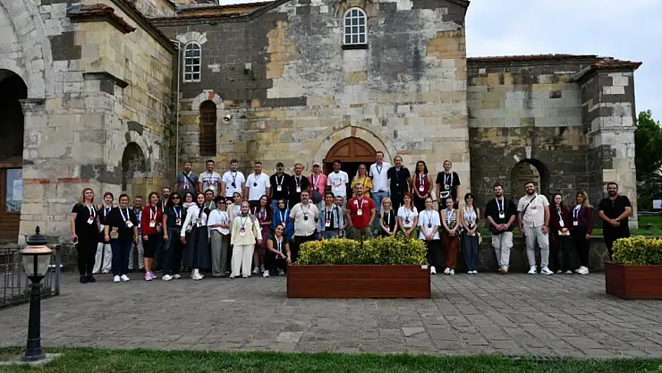 Karadeniz'in zenginliklerini yerinde öğreniyor