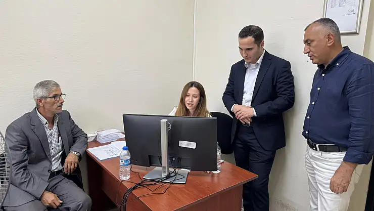 Kaymakam Beyazıt Tarım Sayımı Bürosunu ziyaret etti