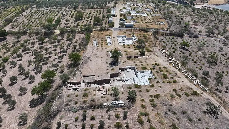 Kazı çalışmalarında yaşam alanlarına odaklanıldı