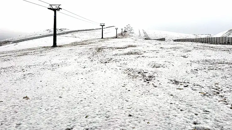 Kış geliyor ! Samsun'a kar yağdı