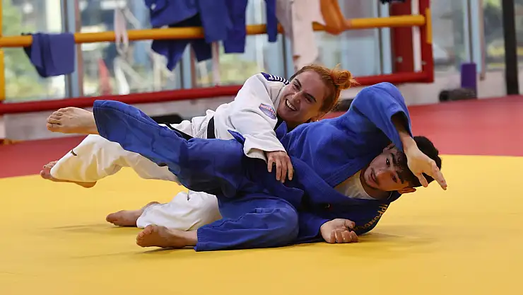 Madalya hayaline Los Angeles'ta ulaşmak istiyor