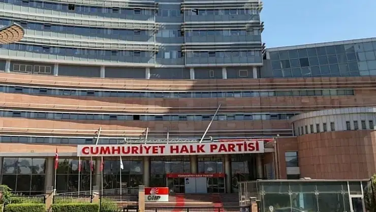 Mahkeme İstanbul il kongresini durdurdu