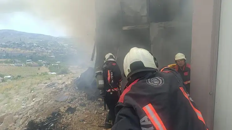 Malatya'da işçi şantiyesinde yangın paniği