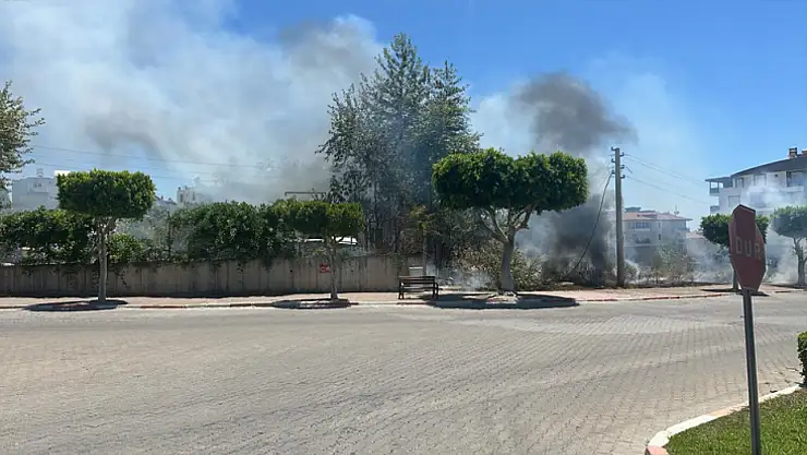 Manavgat'ta çıkan yangın korkuttu