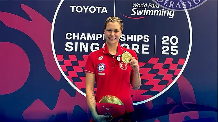 Milli para yüzücü Defne Kurt, altın madalya kazandı