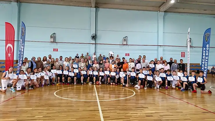 Minik sporculara moral ziyareti