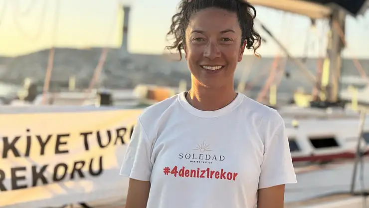 Motor kullanmadan parkur bitiren ilk kadın yelkenci