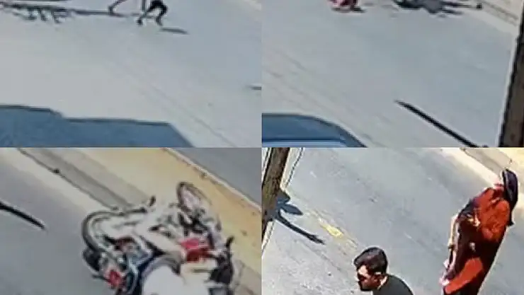 Motorsikletin çarptığı 2 çocuktan biri öldü