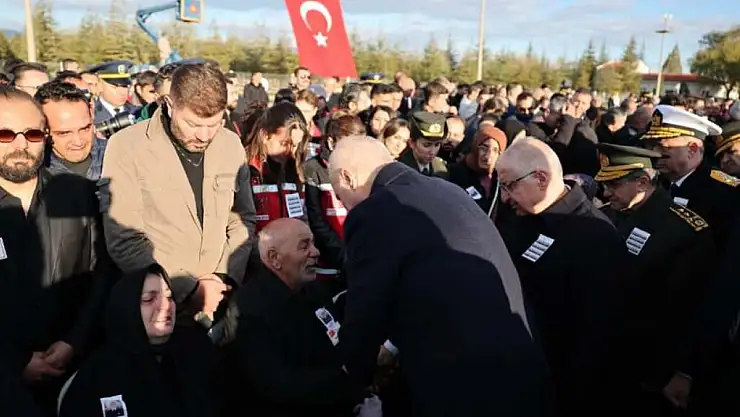 Mürted Hava Üssü'nde Gözyaşlarıyla Uğurlandılar