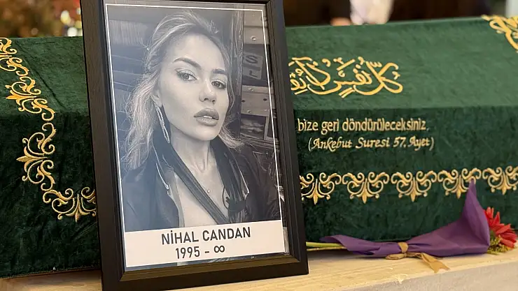 Nihal Candan son yolculuğuna uğurlandı