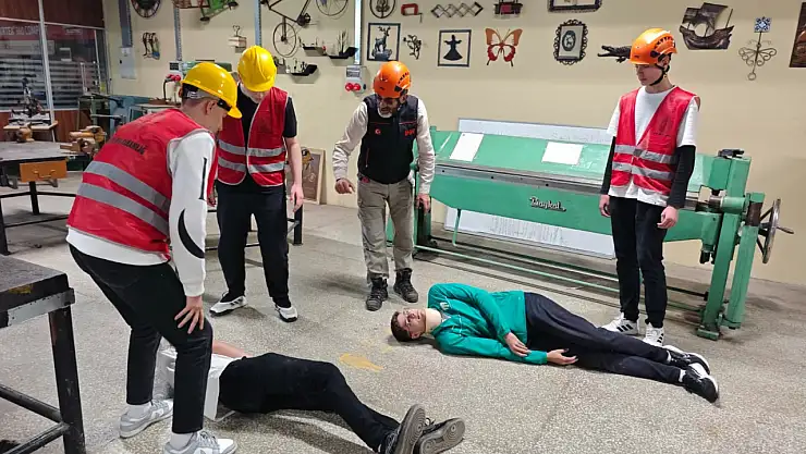 Öğrenciler afet bilincini pekiştirdi