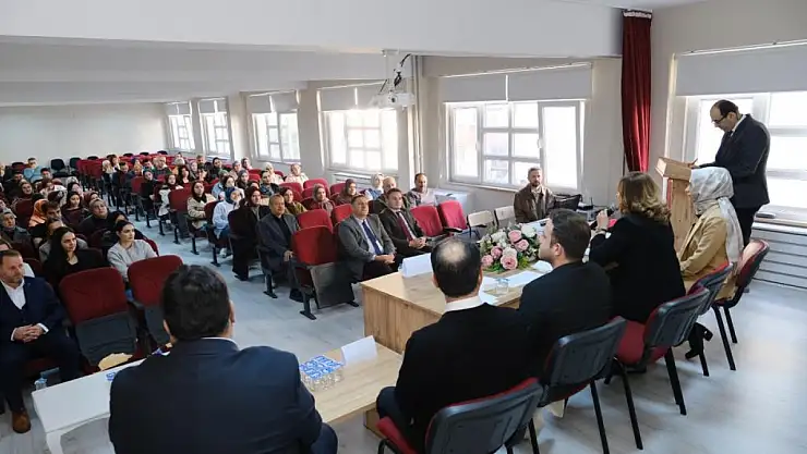 Öğretmen adaylarına tecrübe aktarımı