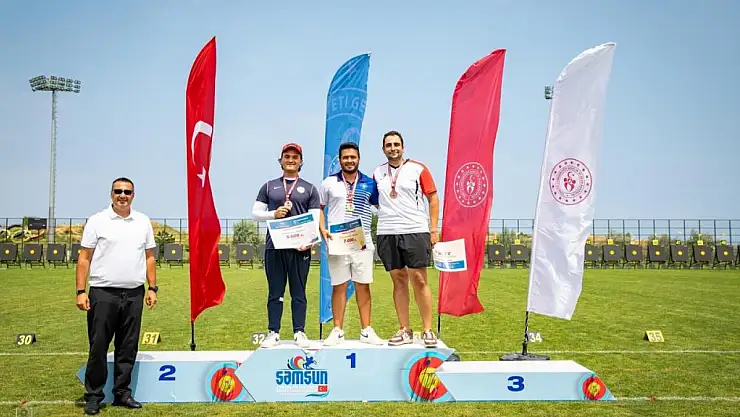 Okçularından 3 gümüş madalya