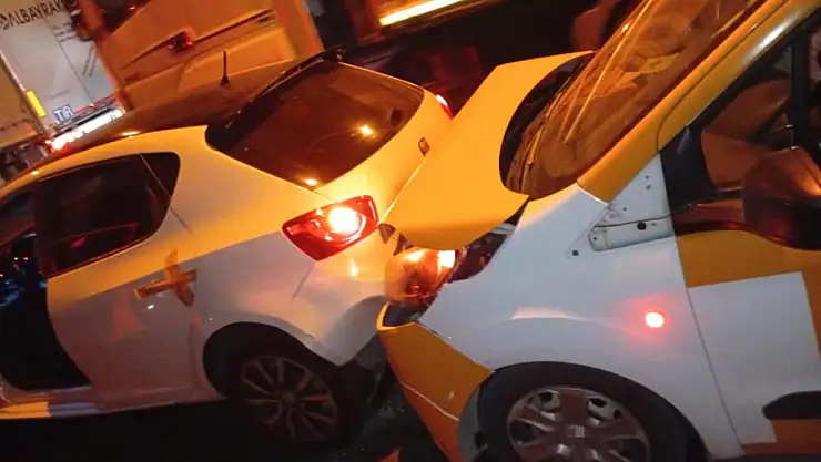 Osmaniye'de zincirleme kaza