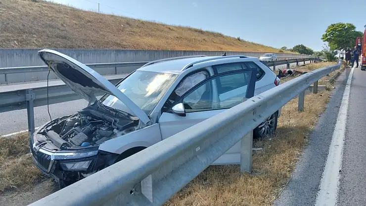 Otomobilden yara almadan çıktılar