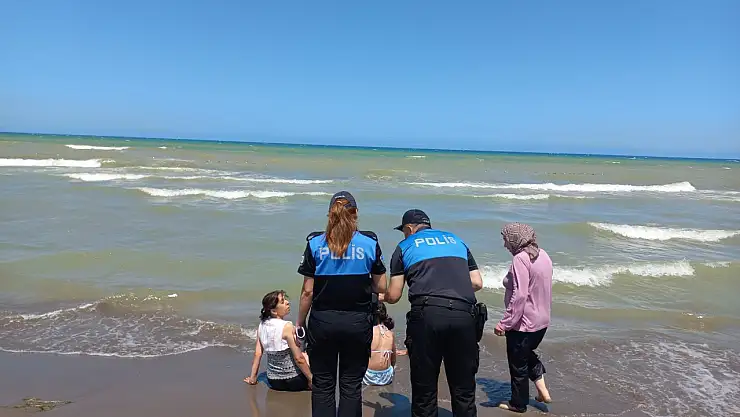 Polis ekipleri can güvenliği için sahile indi