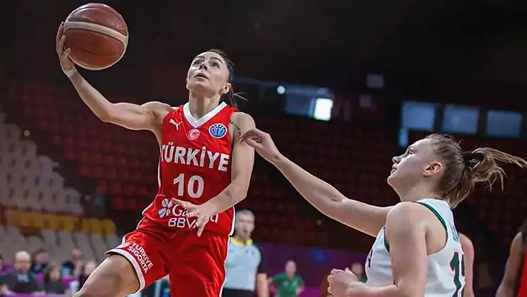 Potanın Perileri Litvanya'yı devirdi!