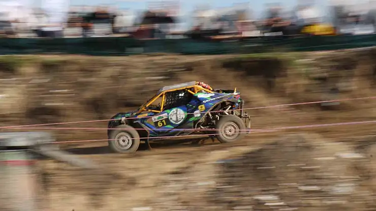 Rampada, çamurda sınırları zorladılar