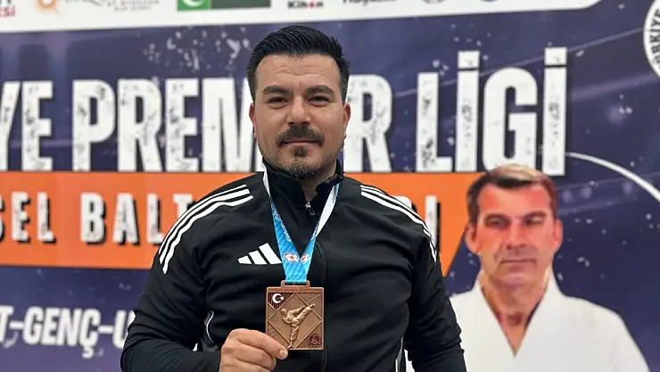 Sabri Kıroğlu Tokyo Olimpiyatları yolunda ilerliyor
