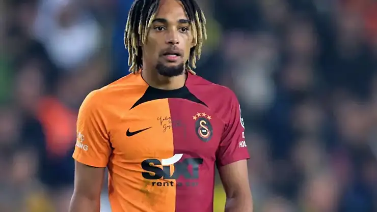 Sacha Boey ezeli rakibe gidiyor