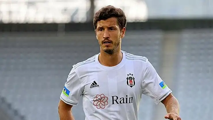 Salih Uçan Karadeniz'e mi Geliyor? İki Kulüp Peşinde!