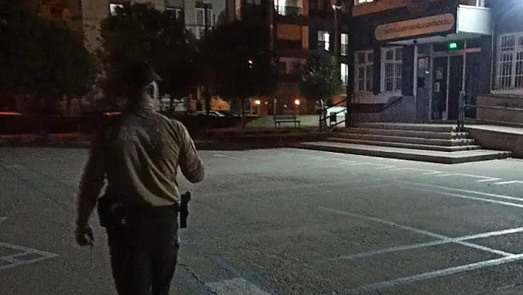 Salihli'de okul çevrelerinde gece denetimi