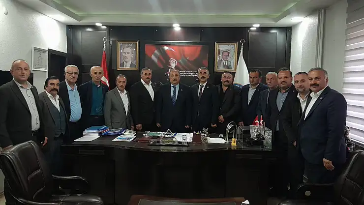 Salıpazarı Belediyesinden muhtarlara teşekkür