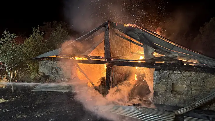 Samanlıkta çıkan yangın söndürüldü