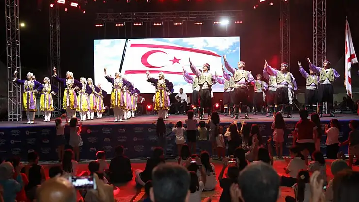 Samsun'da 13 Ülke Tek Sahne