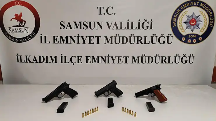 Samsun'da Düğünde Silah Sesleri: Sivil Polis Misafir Gibi Girdi, 2 Kişi Tabancayla Yakalandı