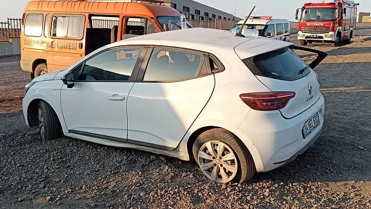 Samsun'da minibüs ile otomobil çarpıştı: 3 yaralı