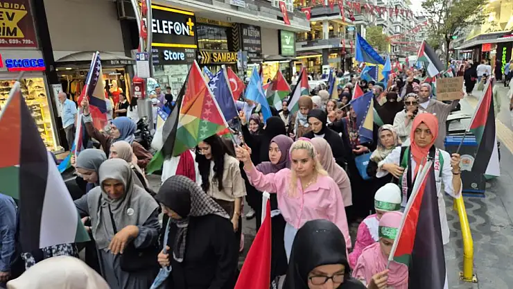 Samsun'da onlarca Kişi Yürüdü: 'Srebrenitsa'yı Unutmadık, Unutturmayacağız!''