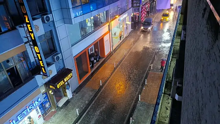 Samsun'da sağanak etkili oldu