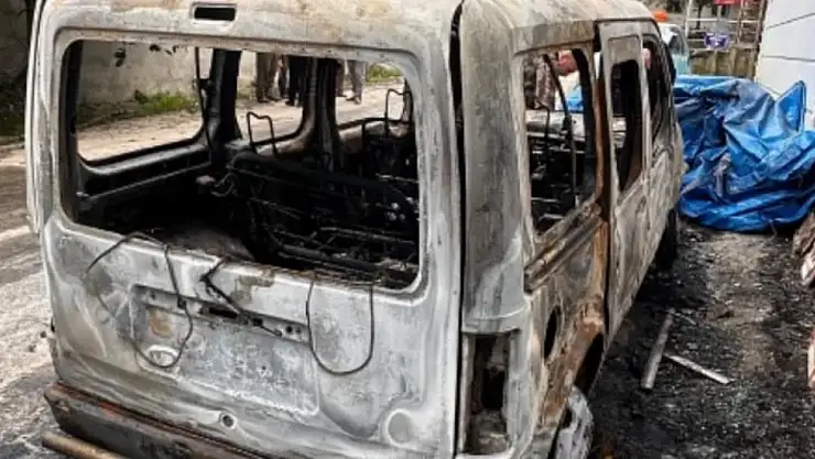 Samsun'da şehit babasına ait araç kundaklandı