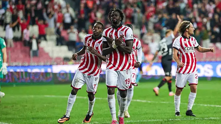 Samsunspor 3 puanı uzatmalarda aldı!