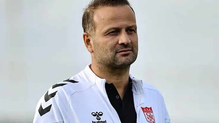 Sivasspor, Osman Zeki Korkmaz ile yollarını ayırıyor