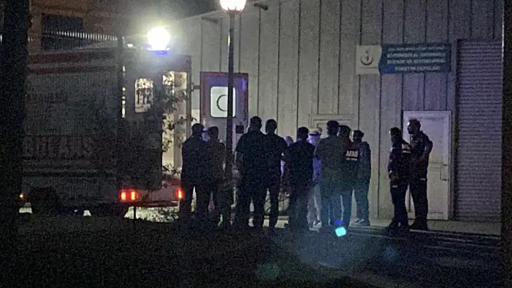 Şüpheli madde incelemesinde 9 polis gazdan etkilendi